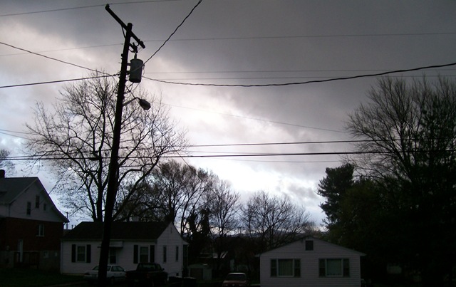 [rains skies021 crpd[3].jpg]