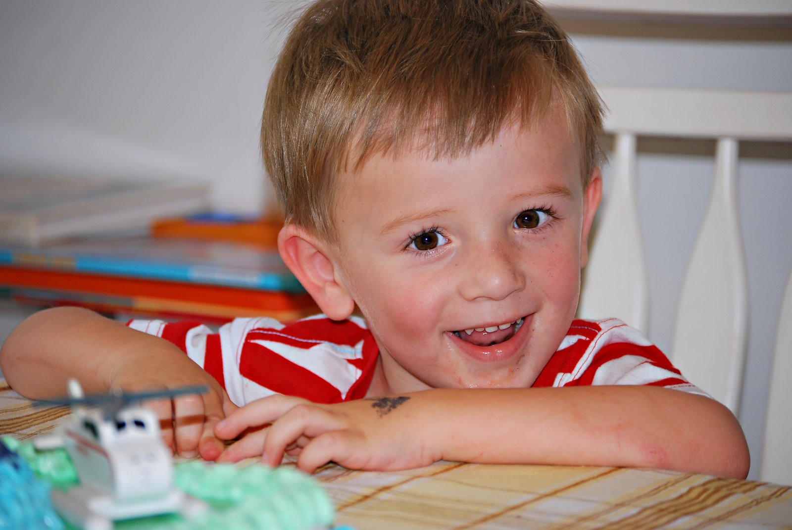 [birthday+boy+1.jpg]