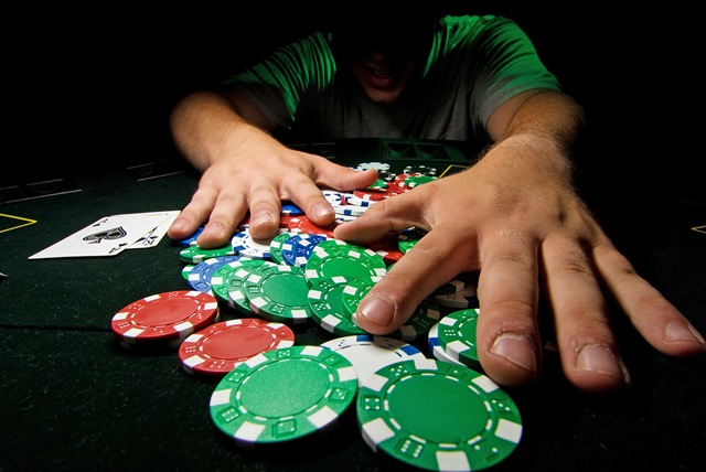 [poker (1 of 1)[4].jpg]