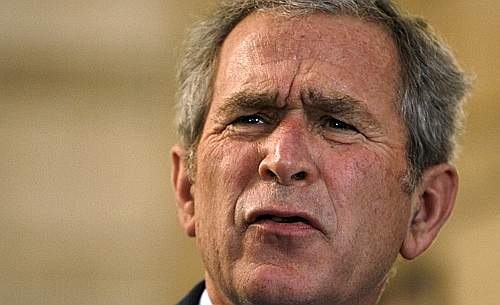 [Bush, il lancio delle scarpe del giornalista iracheno 6[3].jpg]