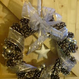 cone wreath silver.jpg