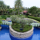 The wading pool. Large enough to accomodate the corporate parties that descend upon the resort during the weekends.