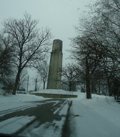 [Tower at noon[2].jpg]