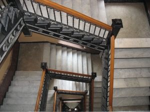 [stairwell[4].jpg]