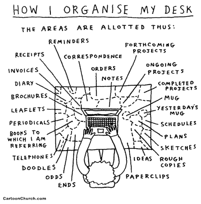 [my-desk[3].gif]