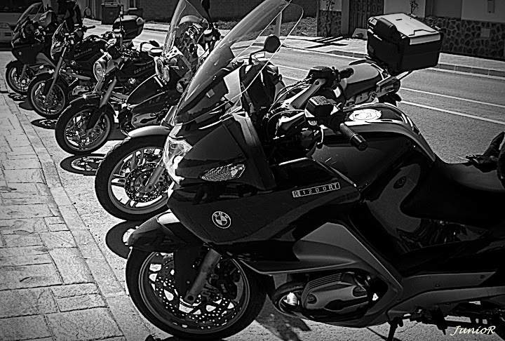 motos.JPG
