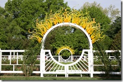 stlouisbotanicalyellowspiresonfence