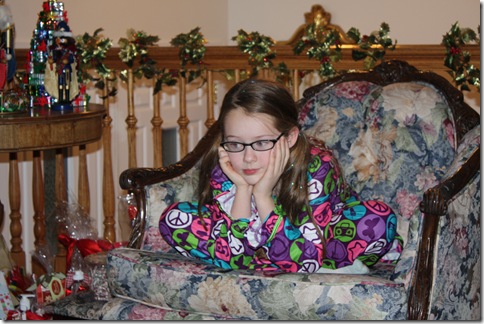 12-24-09 Christmas eve - Peeks (21)