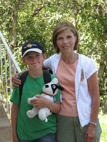 [08-19-09 school shopping w grandma - Justice (21).jpg]