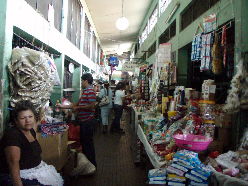 P1021284_market.JPG