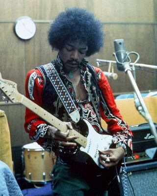 [hendrix-jimi-photo-jimi-hendrix-6229645[6].jpg]