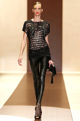 [gucci___pasarela_661012772_320x480[5].jpg]