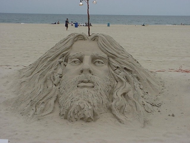 [SandJesus2.jpg]