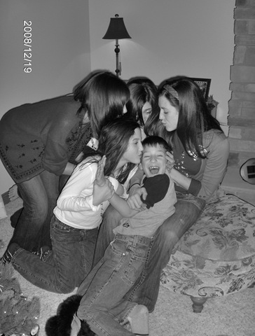 [family camera 026[3].jpg]