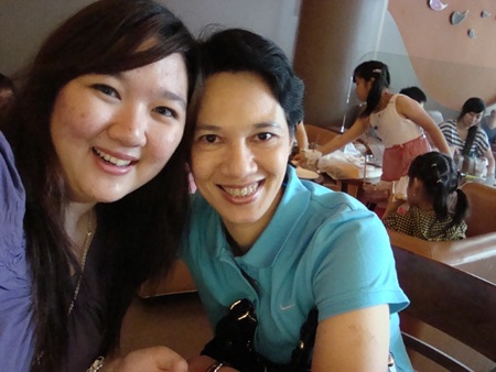 [me tante tina 2[3].jpg]