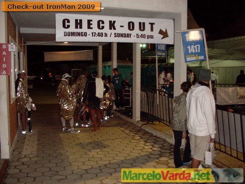 iron-check-out-2009-08.jpg