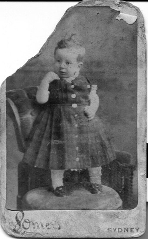 [William Drummond 15 months[4].jpg]