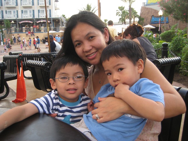 [2010 June Kemah 037[4].jpg]