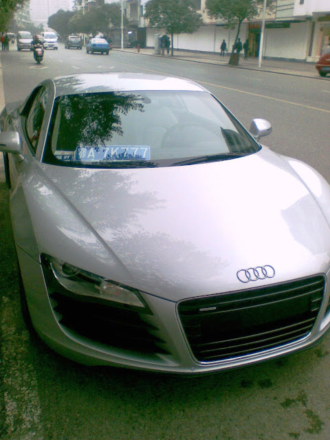 Audi R8
