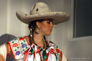 Imagen 044-2.jpg