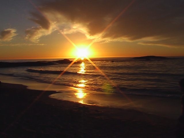 [CampsBaySunset[3].jpg]