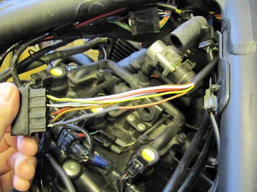 pinched wires, bike cuts out