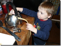 Clint fixing sink,caelun in tub, snake in a  tea pot 022