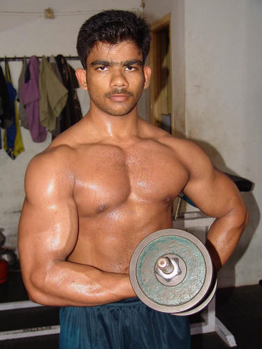 Anwar Ali is young and beefy!