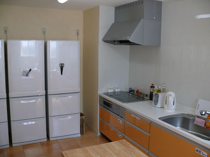 http://lh3.ggpht.com/_WPHXJWTUuYo/SVzpi0HjAsI/AAAAAAAAA0M/t-wz80u2Xzc/s720/10%20-%20Kyoto%20%2806%29.JPG