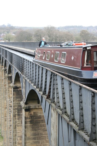 [Apr 10 2nd Llangollen barge holiday 263[2].jpg]