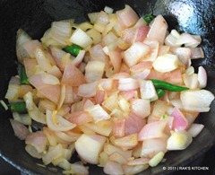Fry onion and green chilli