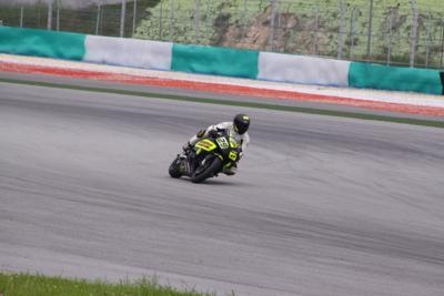 [IMG_0358_400x267[2].jpg]