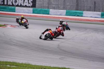 [IMG_0853_400x267[2].jpg]