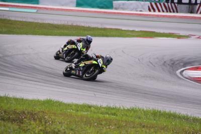 [IMG_0988_400x267[2].jpg]