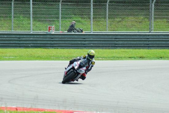 [DSC_0695_550x369[2].jpg]