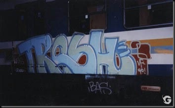 1112