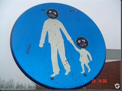 3828