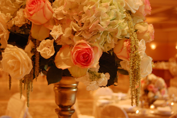 Roses and hydrangea centerpiece