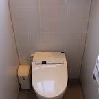円覚寺のトイレはとても近代的でした。びっくら。