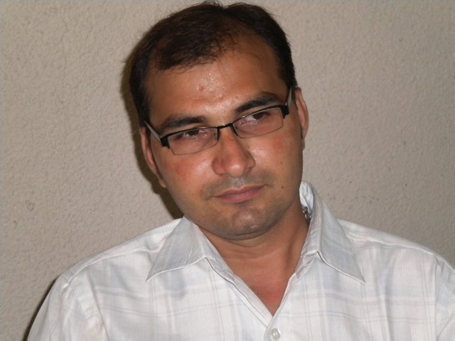 [SanjeetTripathi[2].jpg]
