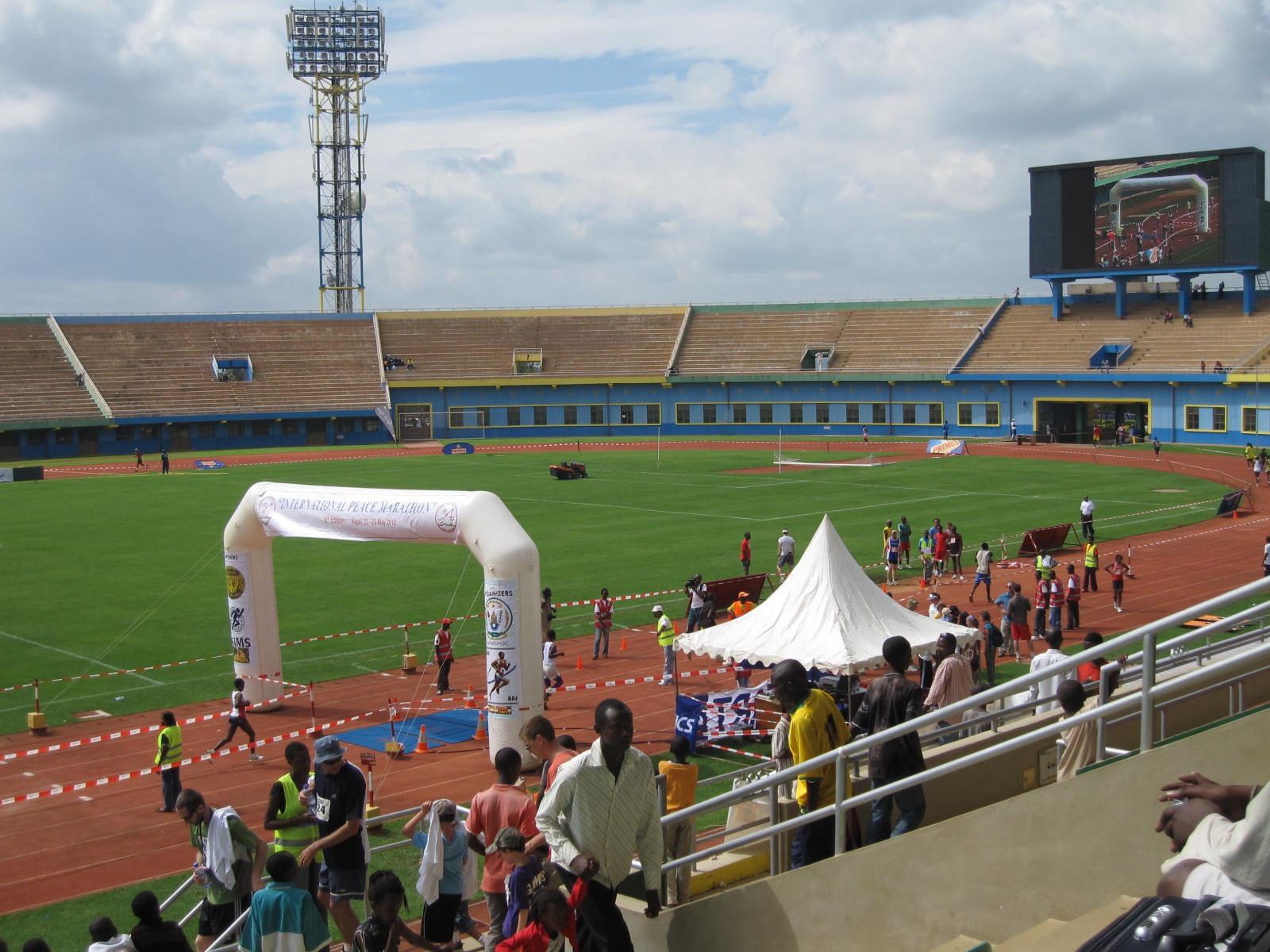 [Rwanda 2010 075[2].jpg]