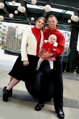 Seattle Family Portrait _ Seattle Center_ Photographer Family Affair Photography