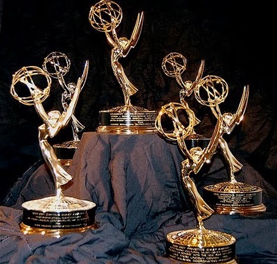 [2010 emmy awards[3].jpg]