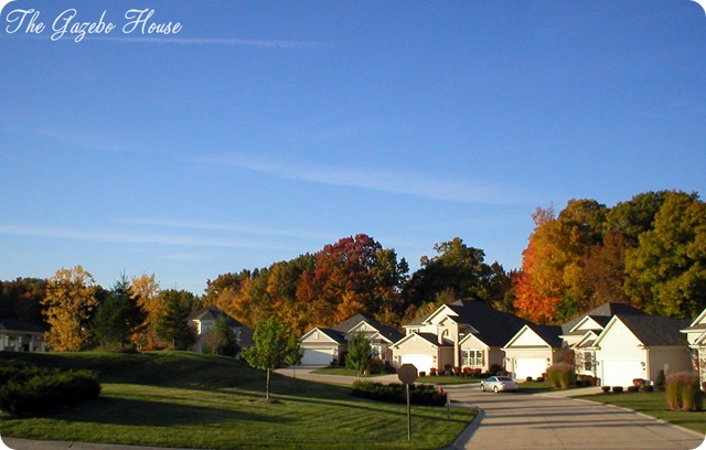 Autumn in the neighborhood