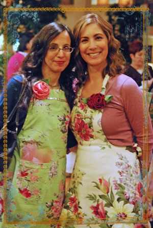 [Aprons[4].jpg]