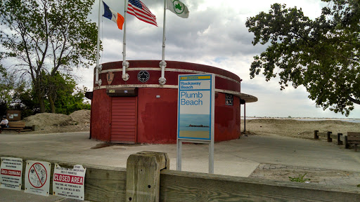 Plumb Beach Visitor's Center