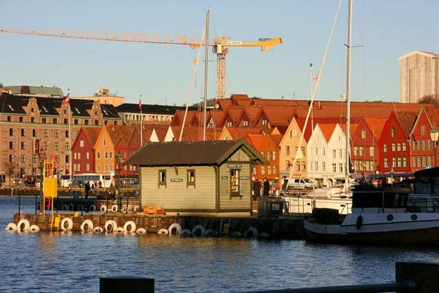[Bergen2010 015-2[3].jpg]