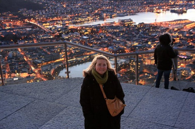 [Bergen2010 077-2[3].jpg]