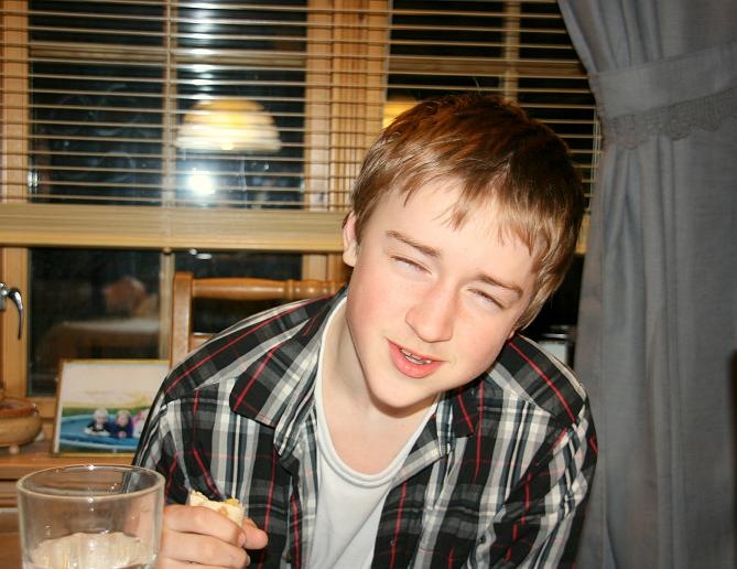 [thomasdinner2[4].jpg]