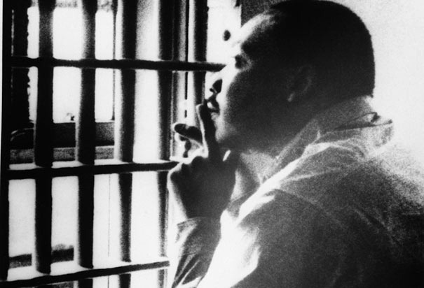 [mlk-in-birmingham-jail[3].jpg]